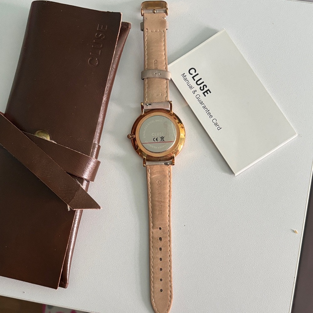Cluse watch - Picture 2 of 4